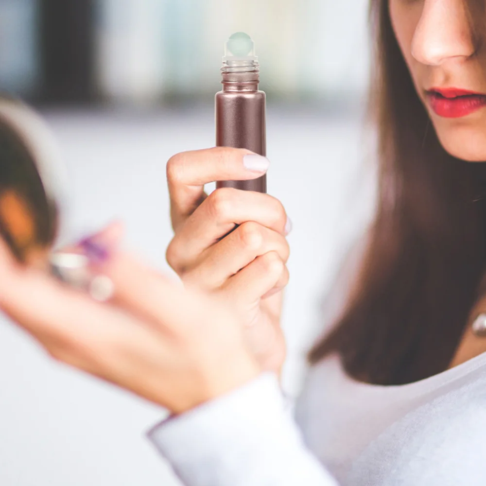 

6pcs 10 Essential Oil Roll-on Bottles Subpackaging Bottles Empty Bottle