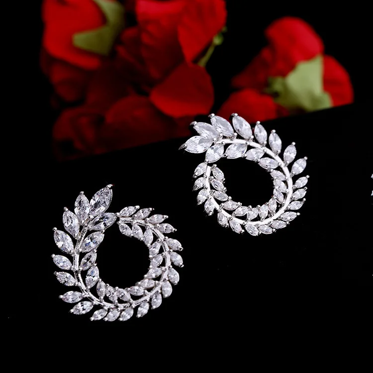 Распродажа 2020 яркий Яркий Кристалл от Swarovski простой темперамент дикий