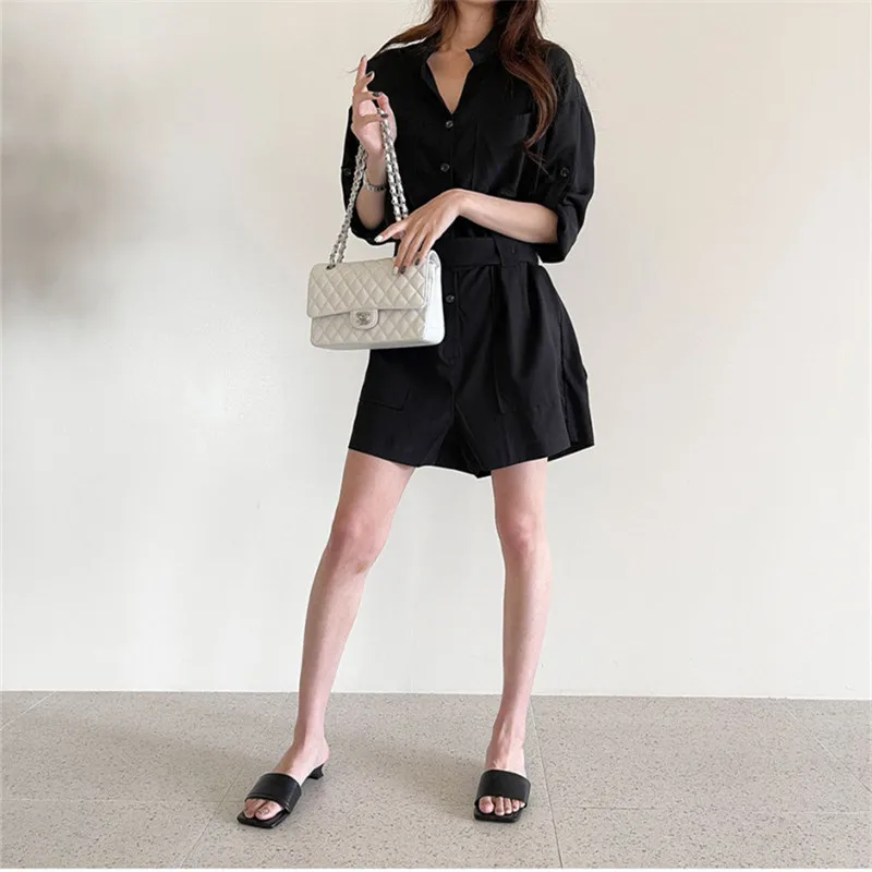 

New Style Ladies Mid-Sleeve V-Neck Short Jumpsuit Ladies Loose Belt Wacation Wide-Leg Pants Overalls 2021