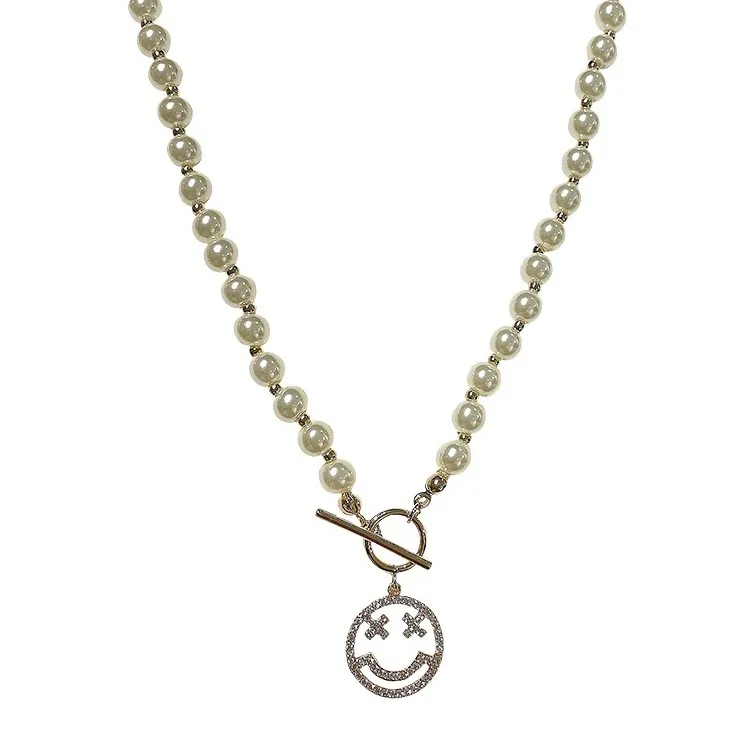 

2021 New Pearl Necklace Baroque Rice Pearl Smiley Face Female Light Luxury Clavicle Chain Temperament Round Bead Chain Necklace