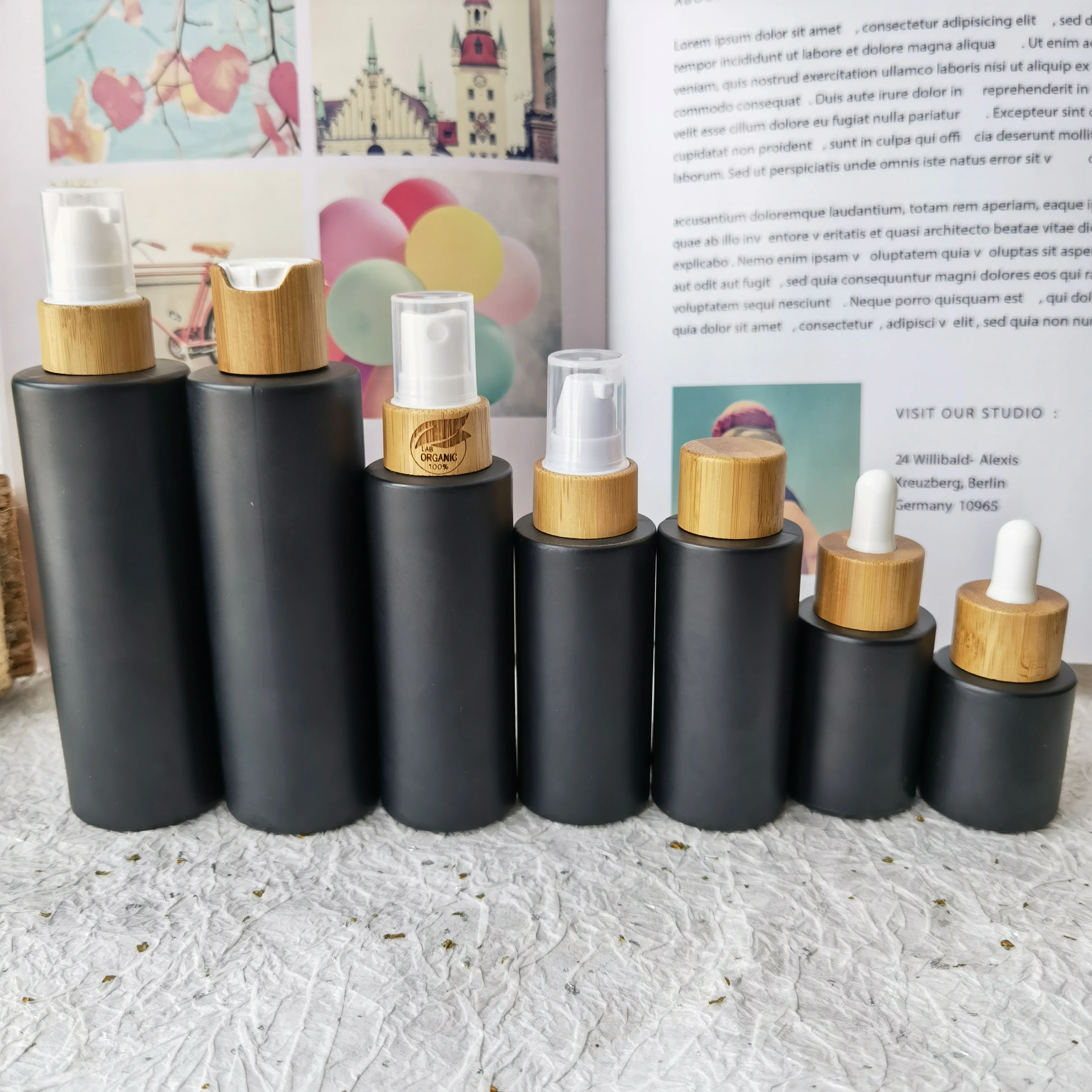 Shipping Free Custom Packaging Matte Black Glass Cosmetic Toner Bottle With Bamboo Cap Lotion Bottle Small Spray Vials Container