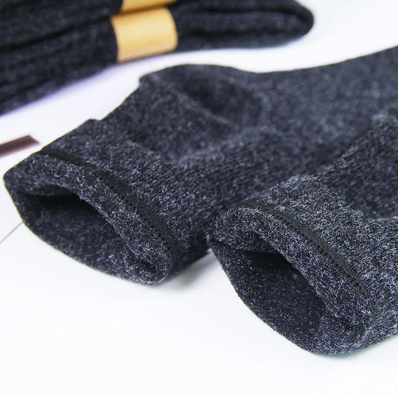 

LKWDer 5pairs Rabbit Wool Blended Men Spring Winter Warm Socks Deodorant Soft Calcetine Sock Business Casual Male Socks Men Crew