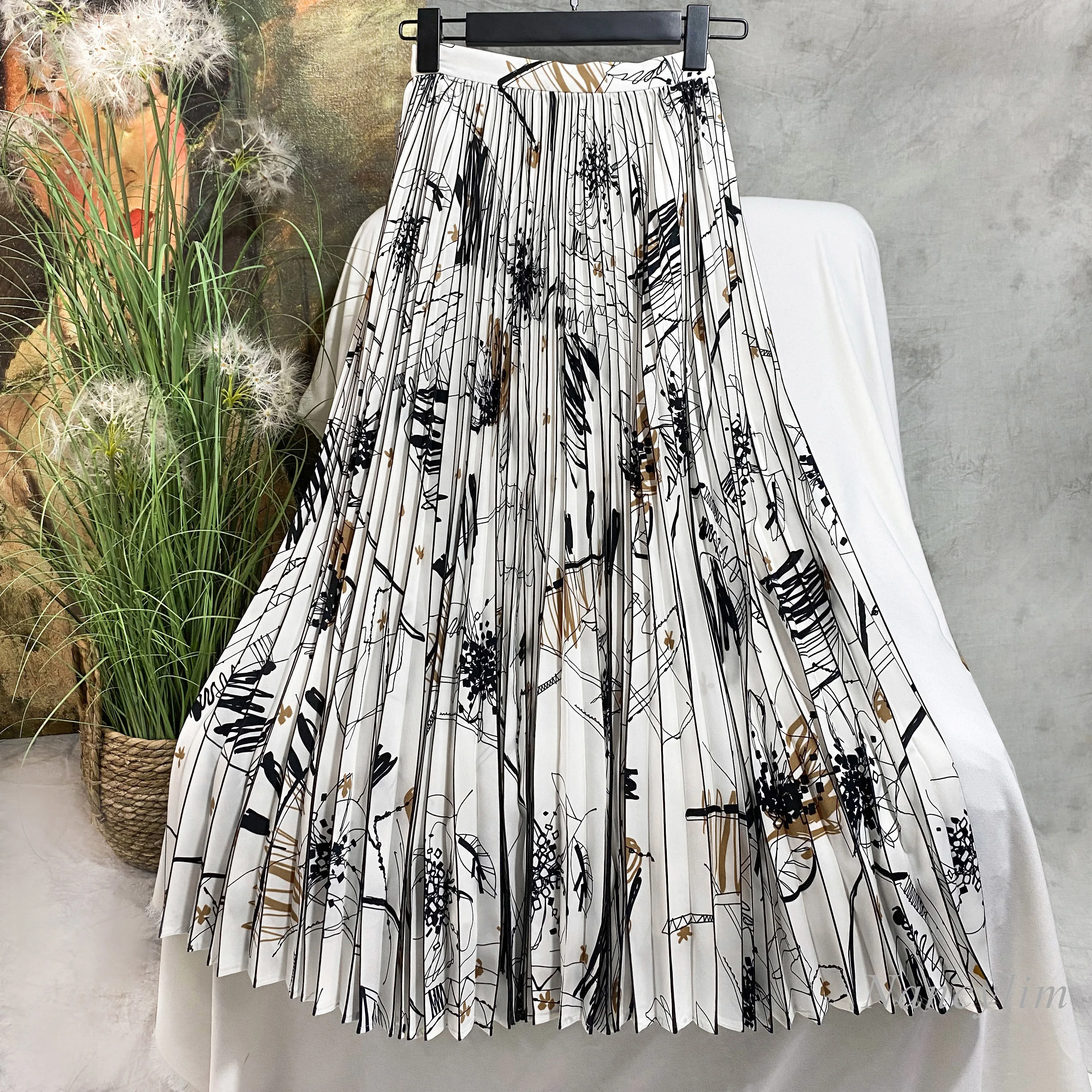 Elegant Ink Print Chiffon Skirt Women's Mid-Length Large Hem Pleated Spring and Summer New All-Match Jupe