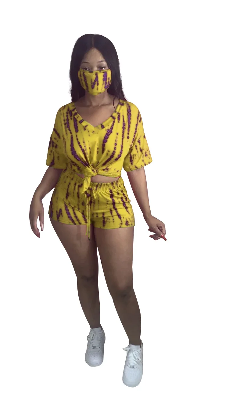 

2020 Summer Coloring Printed Women Tshirt Sets Casual V-Neck Short Sleeves Tshirt With Shorts Two Pieces Suits With Mask A3205