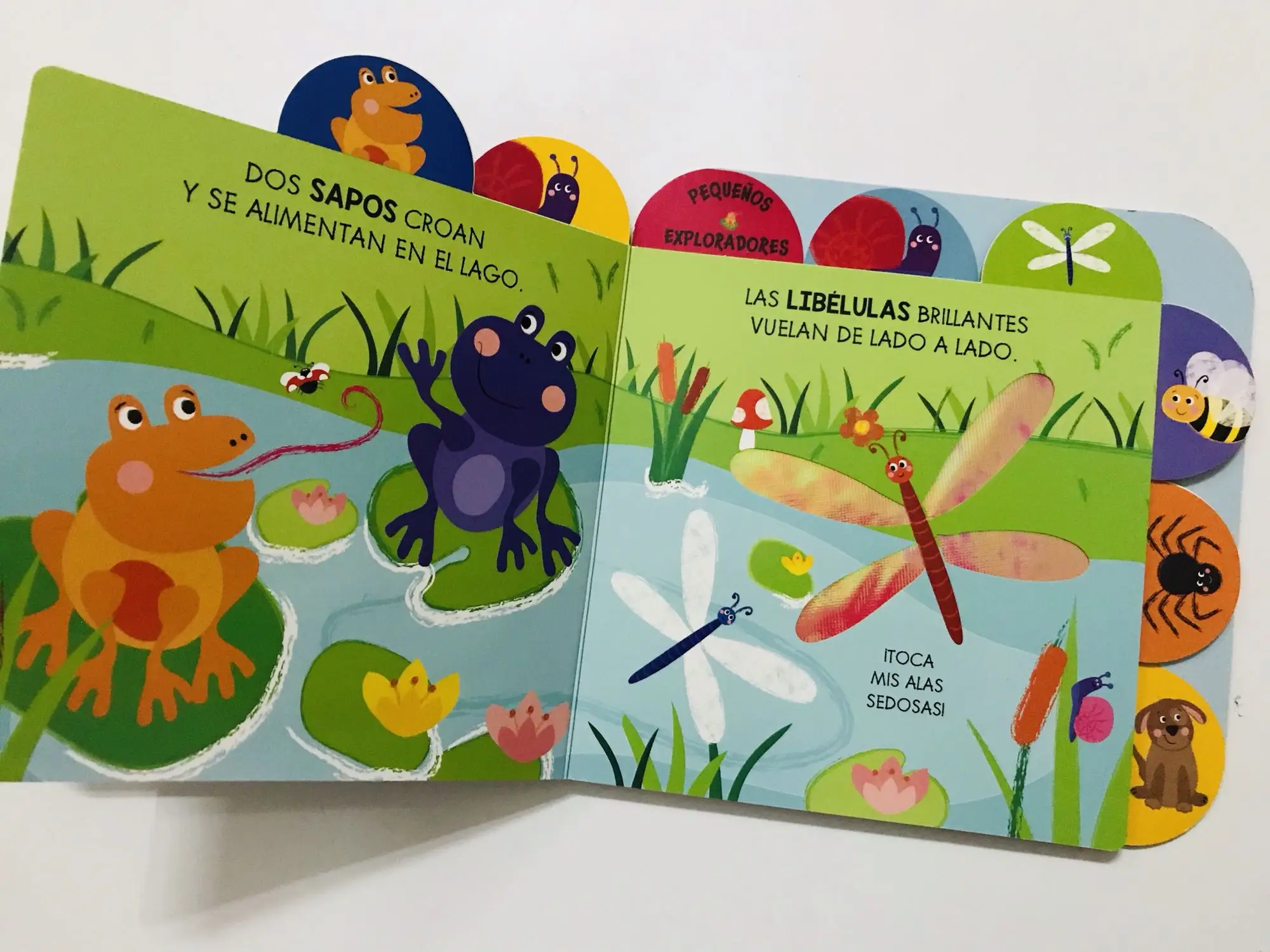 Книга с животными для обучения чтению детская развивающая картонная книга