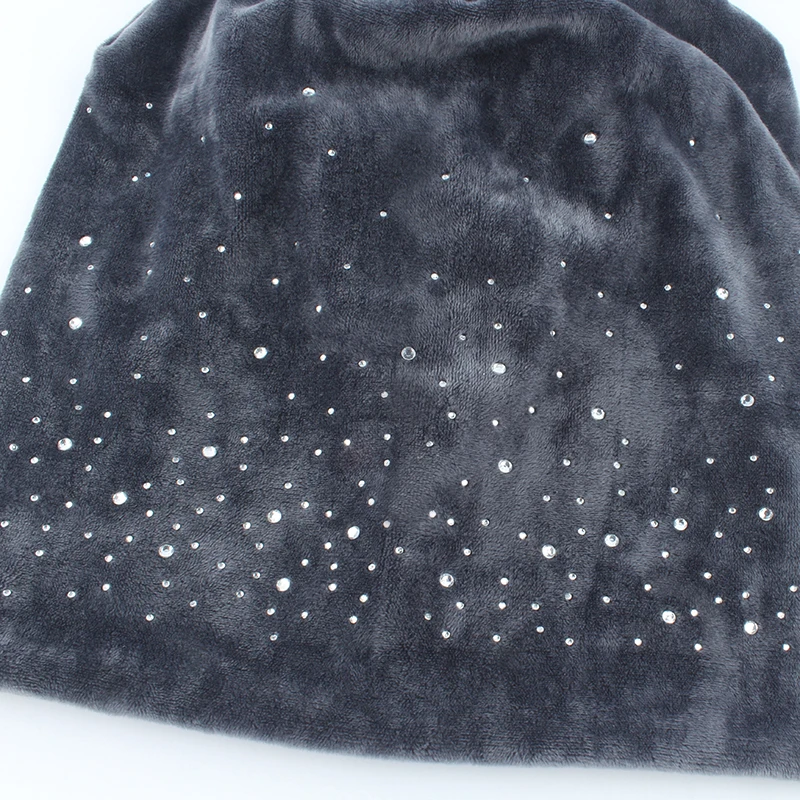 Бренд Для женщин Стразы громоздкая сумка Beanie Шляпа Повседневное осень-зима бархат шляпа для Для женщин Женский капот Череп Шапки-бини