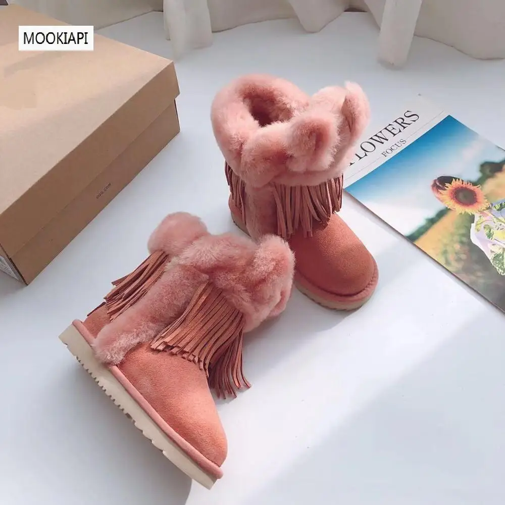 

In 2019, China's latest high-quality children's snow boots, real sheepskin, 100% natural wool, children's shoes, free delivery