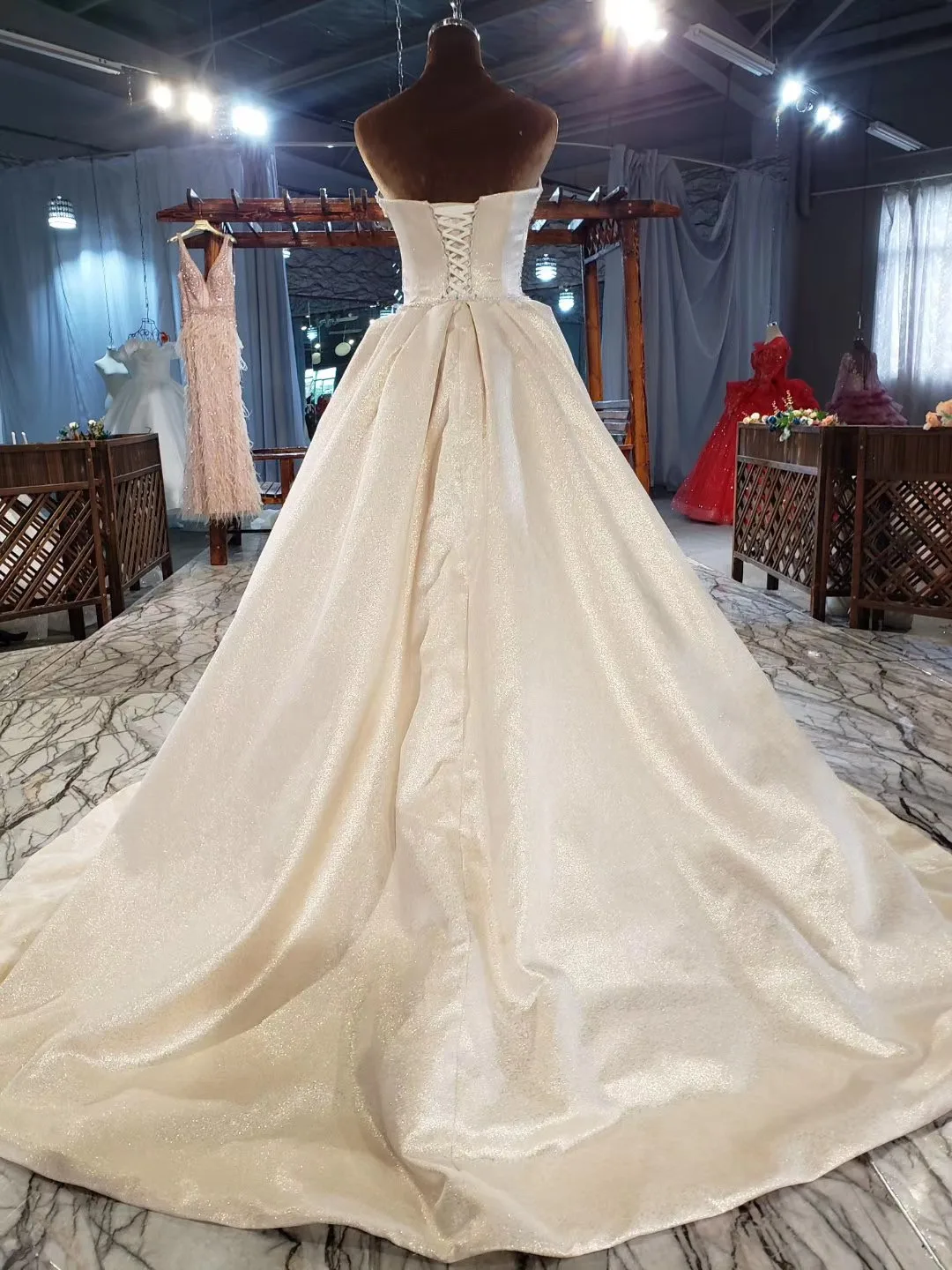 

Luxury Heavy Beaded Pearls Mermaid Illusion wedding Gowns 2020 With Train Muslim Dubai bridal Gown Couture