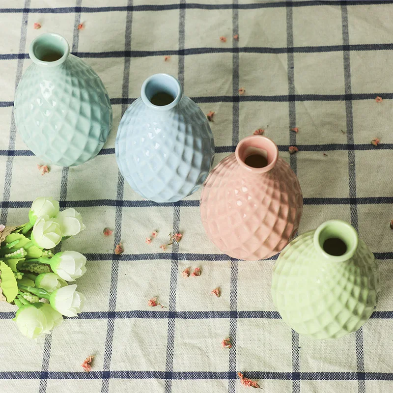 

2021 Hot Sale PlasticFlower Vase Modern Home Decoration White Imitation Ceramic Flower Pot Flower Nordic Ornament Home Decor