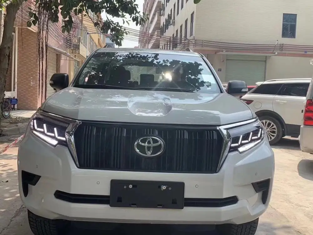

Full LED Front Lights For Land Cruiser Prado GXL Wagon Headlights 2018 2019 Head Lamp with Yellow Turn Sign