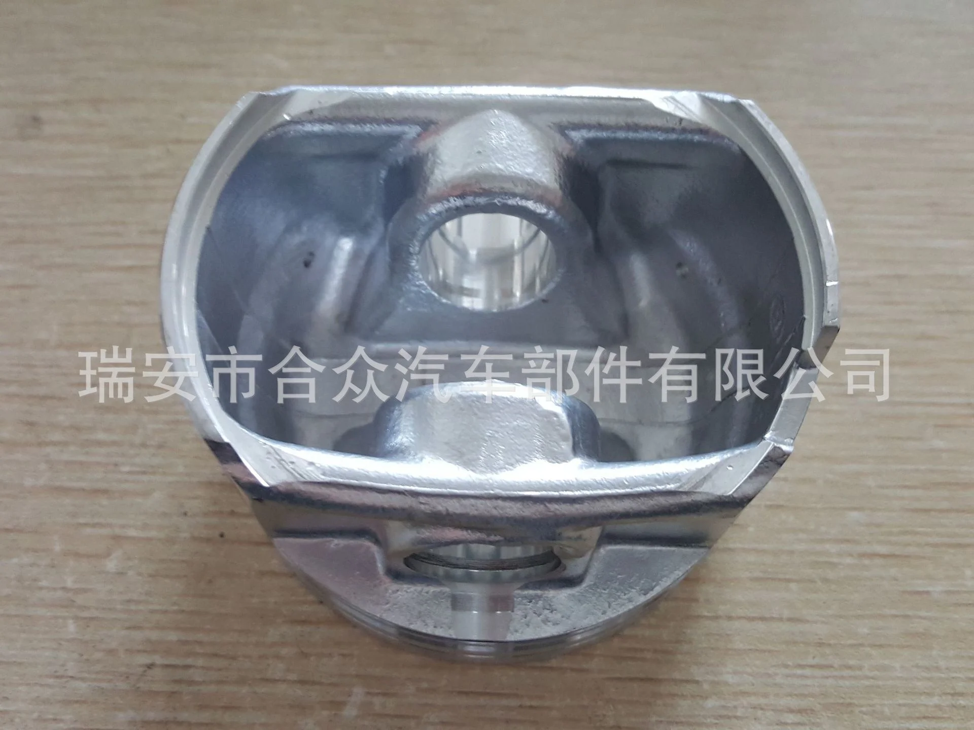 

1 . Audi C6 2,0 T 06D 107 066c