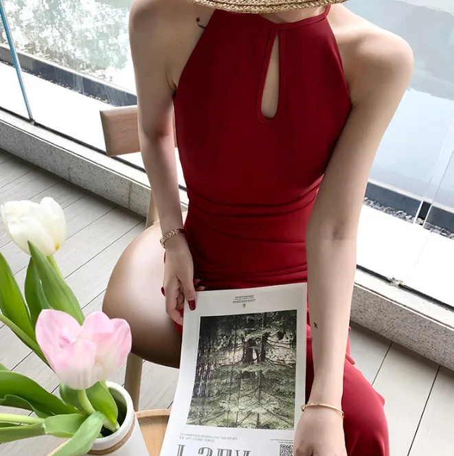 

2021 Summer New Retro Water Drop Collar Off-Shoulder Hepburn Style Ladies Long Dress Fashion Elegant Slimming Halter Maxi Dress