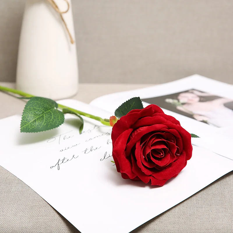 

48-61cm Long Branch Flowers Bouquet Beautiful White Silk Roses Artificial Flowers Wedding Home Table Decor Arrange Fake Flower