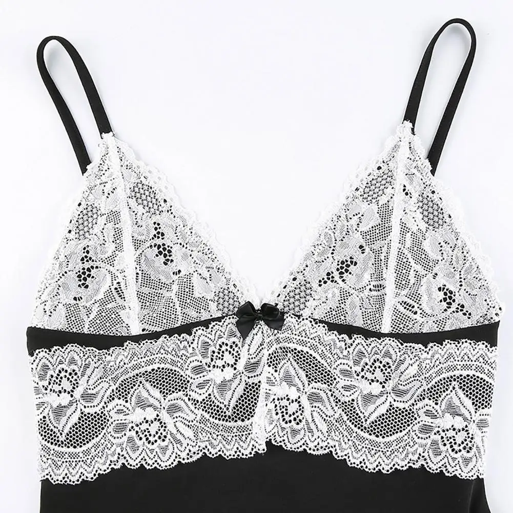 

Sexy Woman Dress Lace Patchwork Deep V Neck Spaghetti Strap Mini Dress for Women Sleeveless Dress Bodycon Mini Dress femme robe