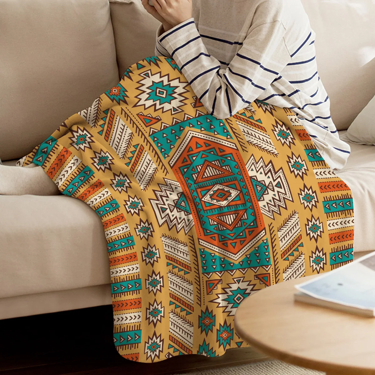 

Retro Tribal Graphics Throw Blanket Warm Microfiber Blanket Cartoon Blankets For Beds Home Decor