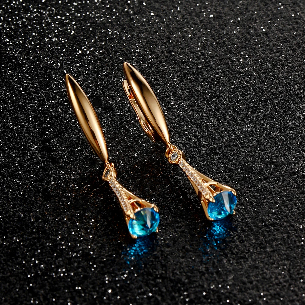 

Exquisite Green Crystal Zircon Drop Earrings Gold-plated Metal Copper Luxury Pendant Earrings Jewelry Women's Accessories Gifts