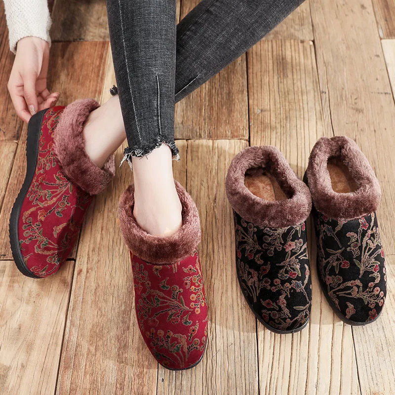 Women's new winter cotton shoes embroidered cloth shoes with cotton slippers