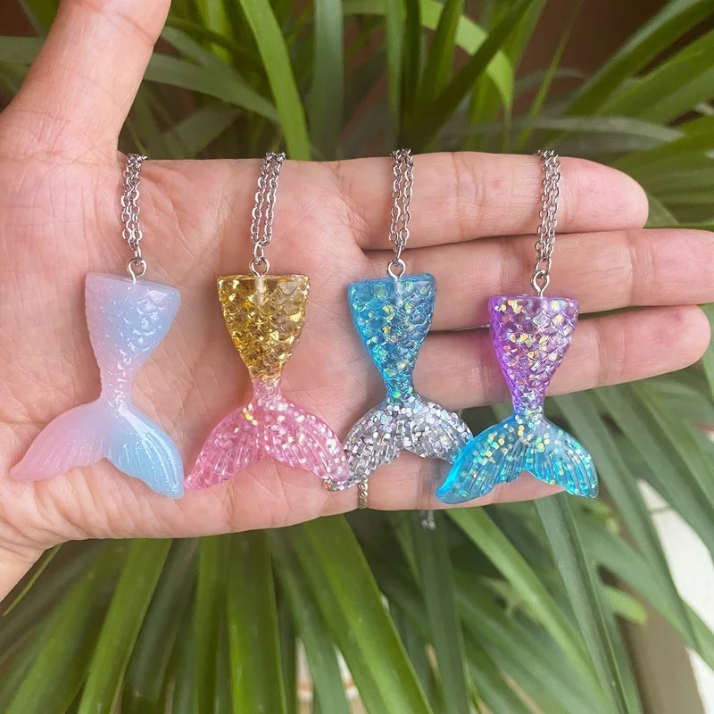 

2021 Gorgeous Mermaid Necklace Jewelry-accessories Gradient Stainless Steel Fishtail Pendant Paired Children's Necklace Fashion