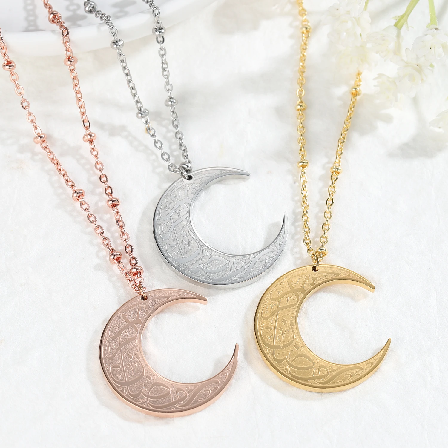CRESCENT MOON NECKLACE Custom Arabic Name Pendant for Women Gold Stainless Steel God Messager Islamic Quran Jewelry Gift Men