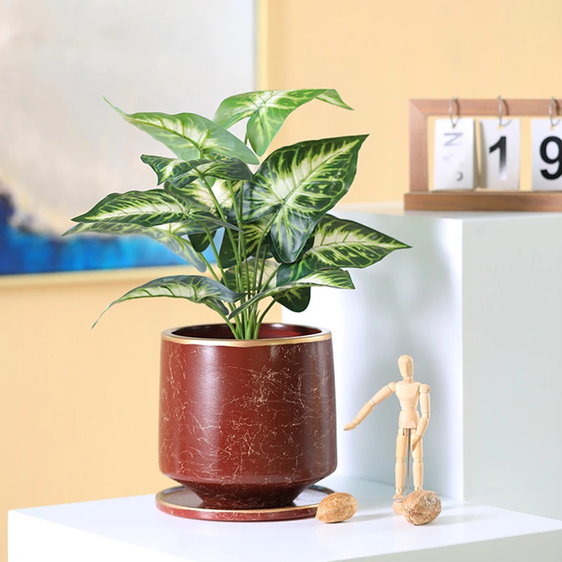 

Простой европейский цементный цветочный горшок с золотым проводом и подносом, горшок с зеленым редисом, роскошное настольное украшение для...