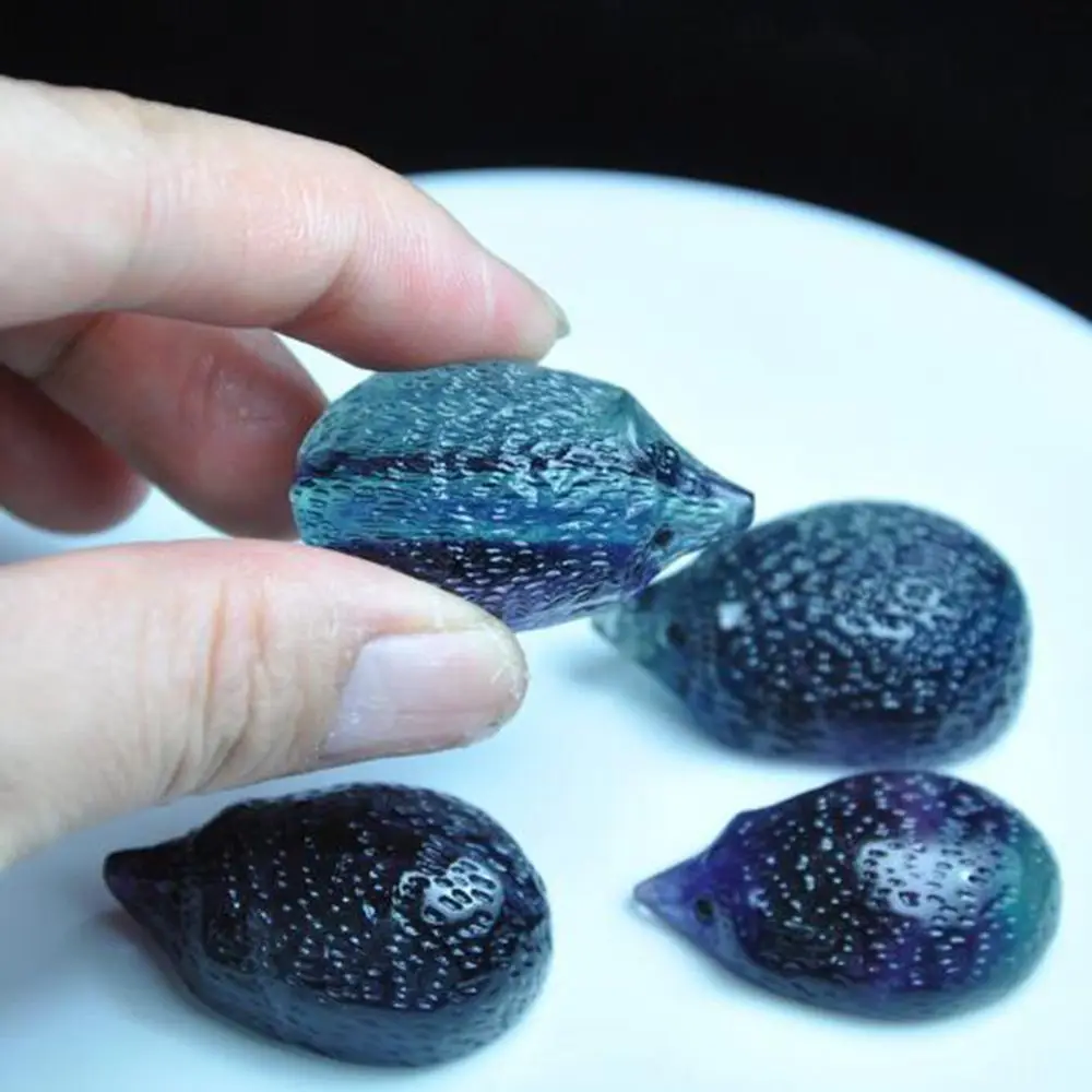 1 шт. натуральный кристалл кварца череп резной Радужный флюорит Ежик камень