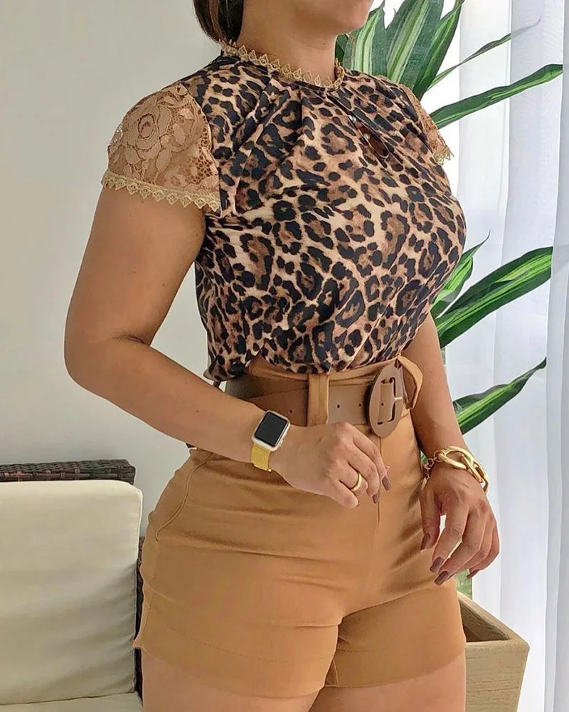 

2021 Summer Women Elegant Fashion Leopard Print Lace Short Sleeve Tops + Shorts Set Casual Woman 2 Pieces Short Sets