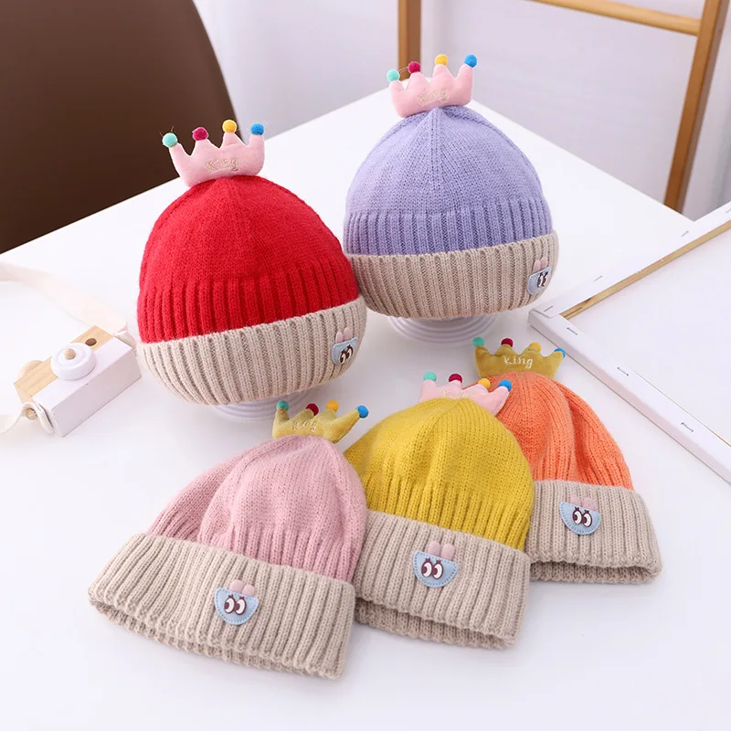 Мультяшной короной конфеты Цвет одинаковая детская вязаная шапка 2020 Новая