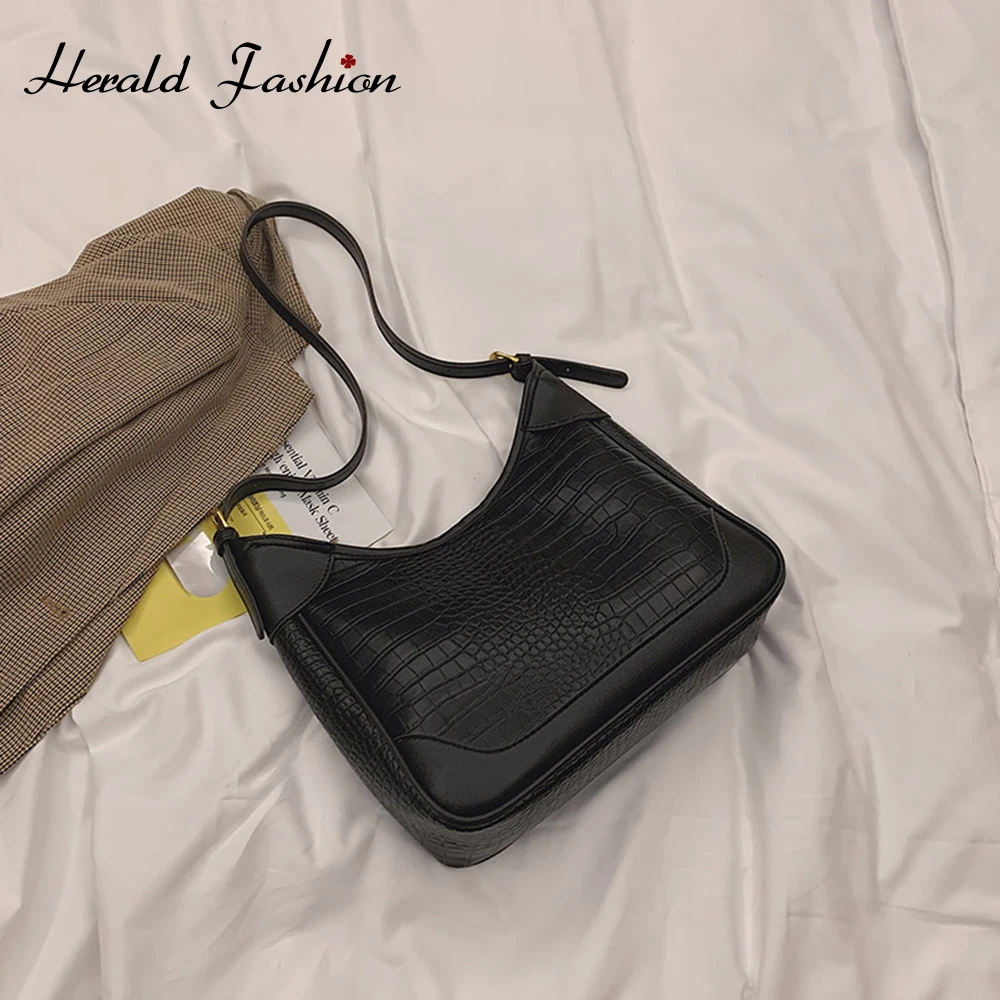 

2021 новые женские подмышки сумка из полиуретановой кожи с рисунком под кожу крокодила большого Ёмкость в форме багета сумка женские сумки из...