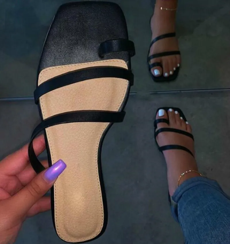 

2020 Toe Ring Sandals Women Flat Non-slip Cross Bandage Slippers Outdoor Leisure Fashion Ladies Sandals Wild Leather Flip Flop
