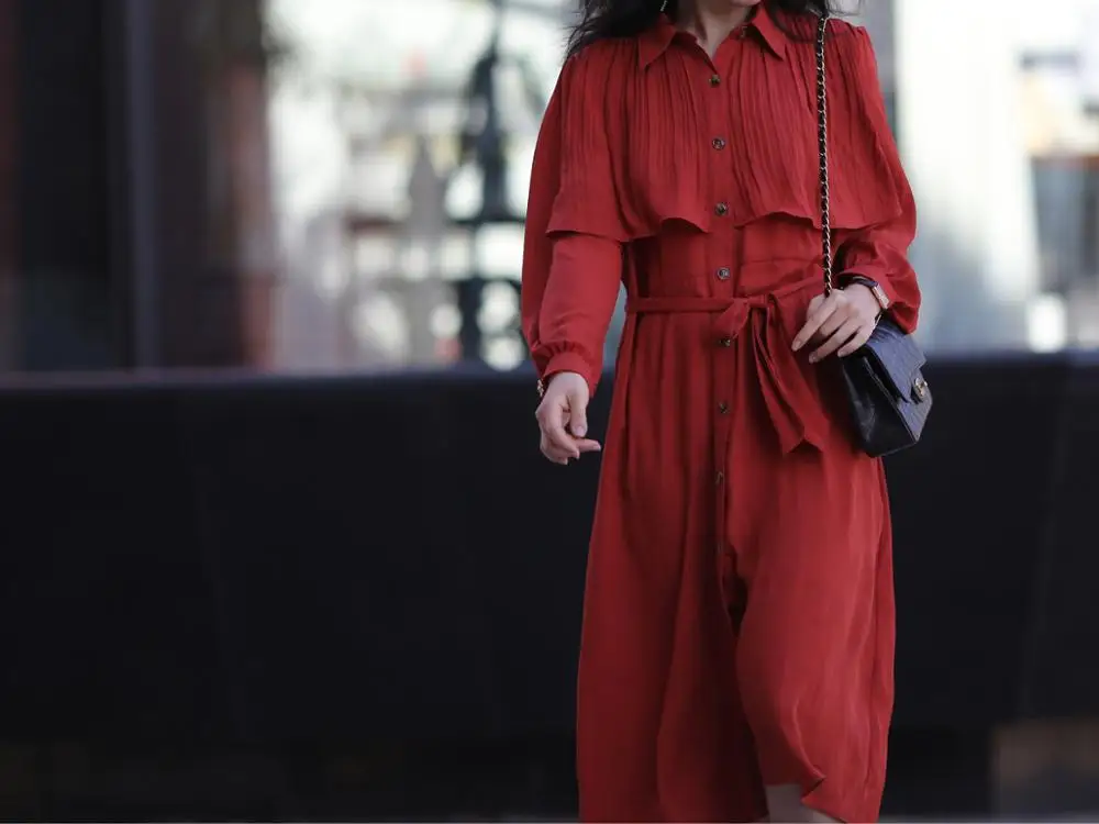 

VICONE Chic long-sleeved retro render even the clothes in the fall and winte