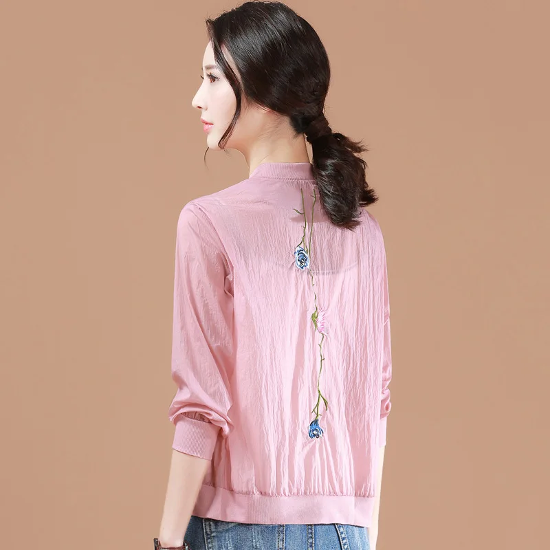 Фото Женская куртка с вышивкой в Корейском стиле розовая куртка-бомбер свободное