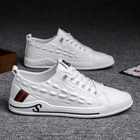 mens board shoes casual leather shoes 2021 new autumn breathable small white shoes simple and fashionable mens shoes