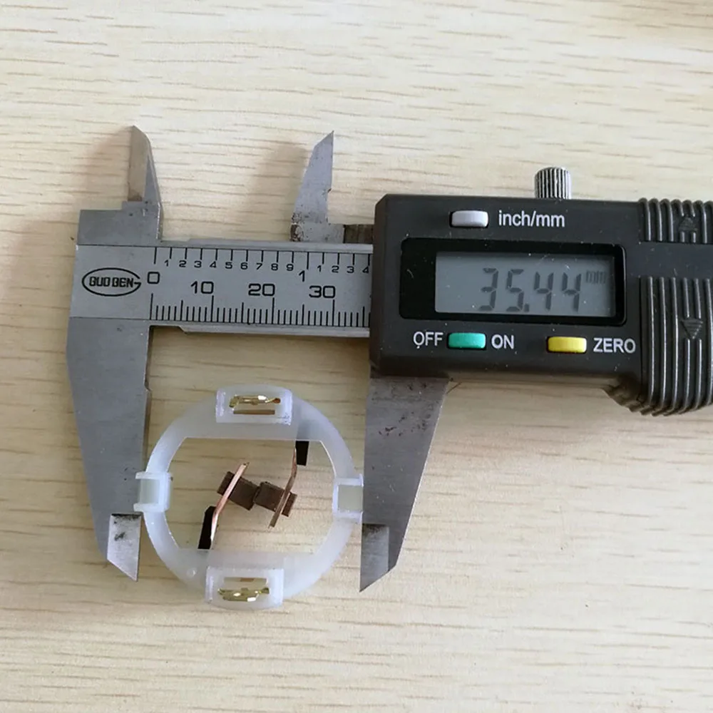

4pcs Carbon Brush Holder ONPO RS550 HC683LG HC685LG KV3SFN Motor Carbon Brush Holder Motor Angle Grinder Accessories