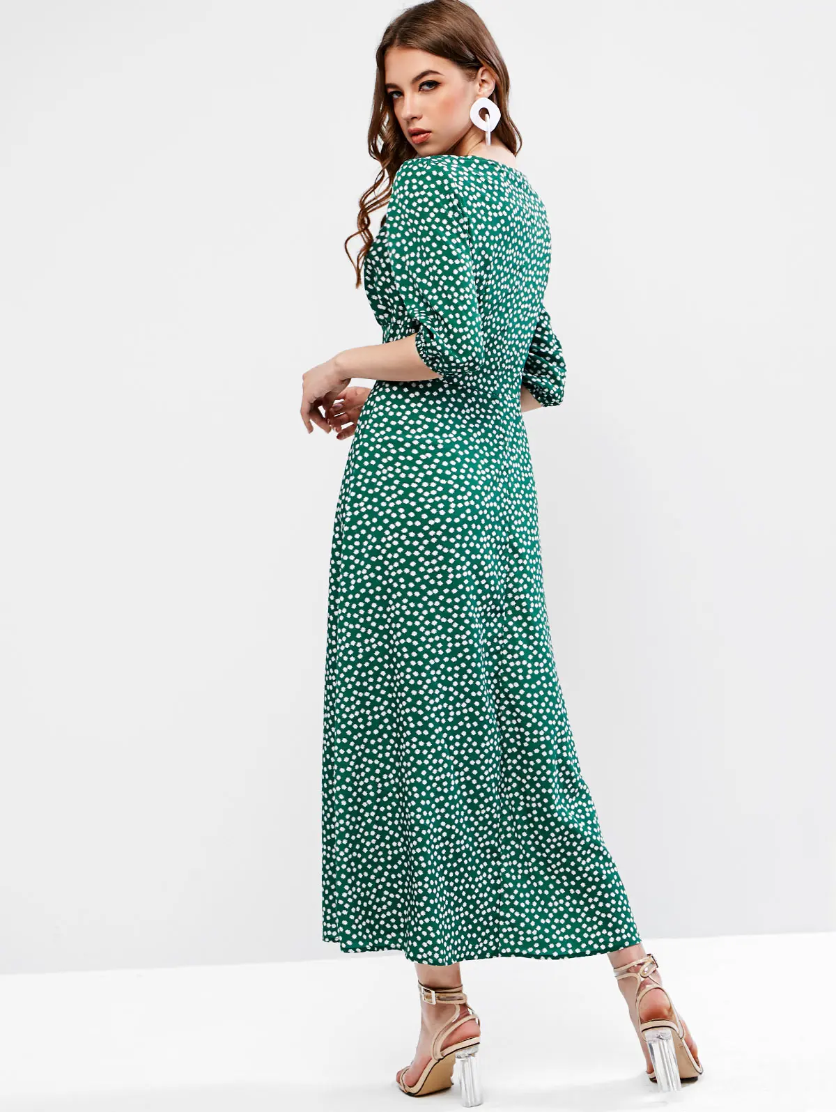 ZAFUL на пуговицах в мелкий цветочек длинное расклешенное платье с v-образной
