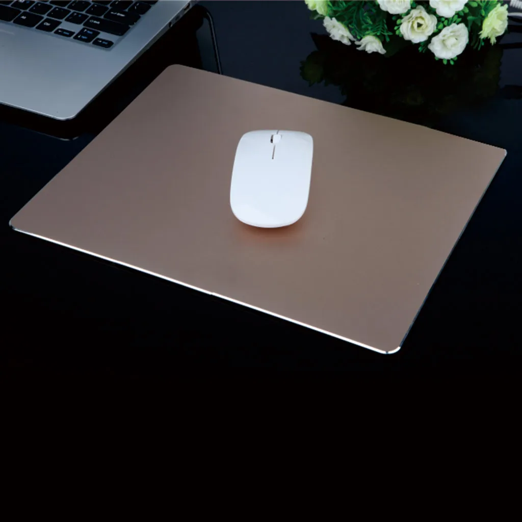 Металлический алюминиевый коврик для мыши.