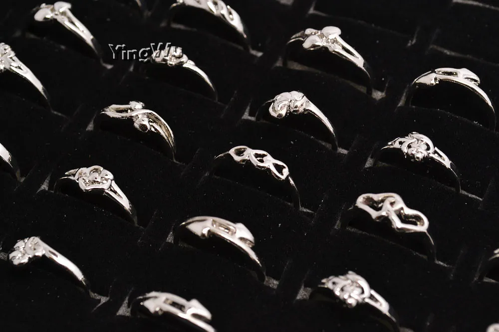 

Yingwu Wholesale 50pcs 2019 Silver Plated Assorted Love Heart Ring Women Jewelry Saint Valentine's Day Gift