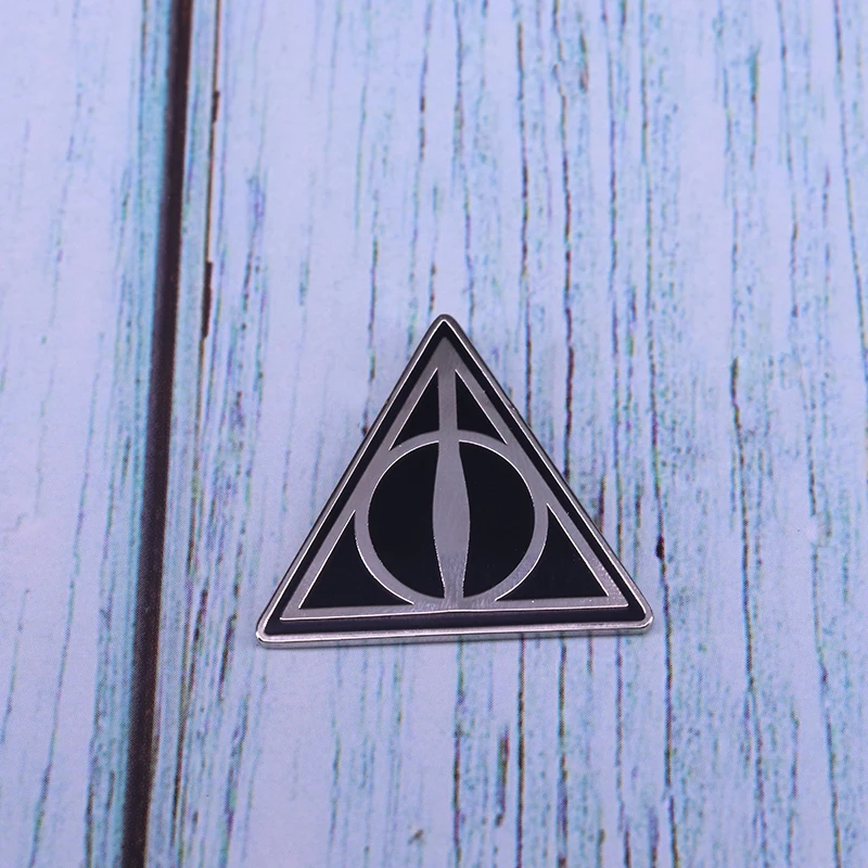 Значок Дары смерти булавка Старшая Палочка камень воскресения и плащ невидимки