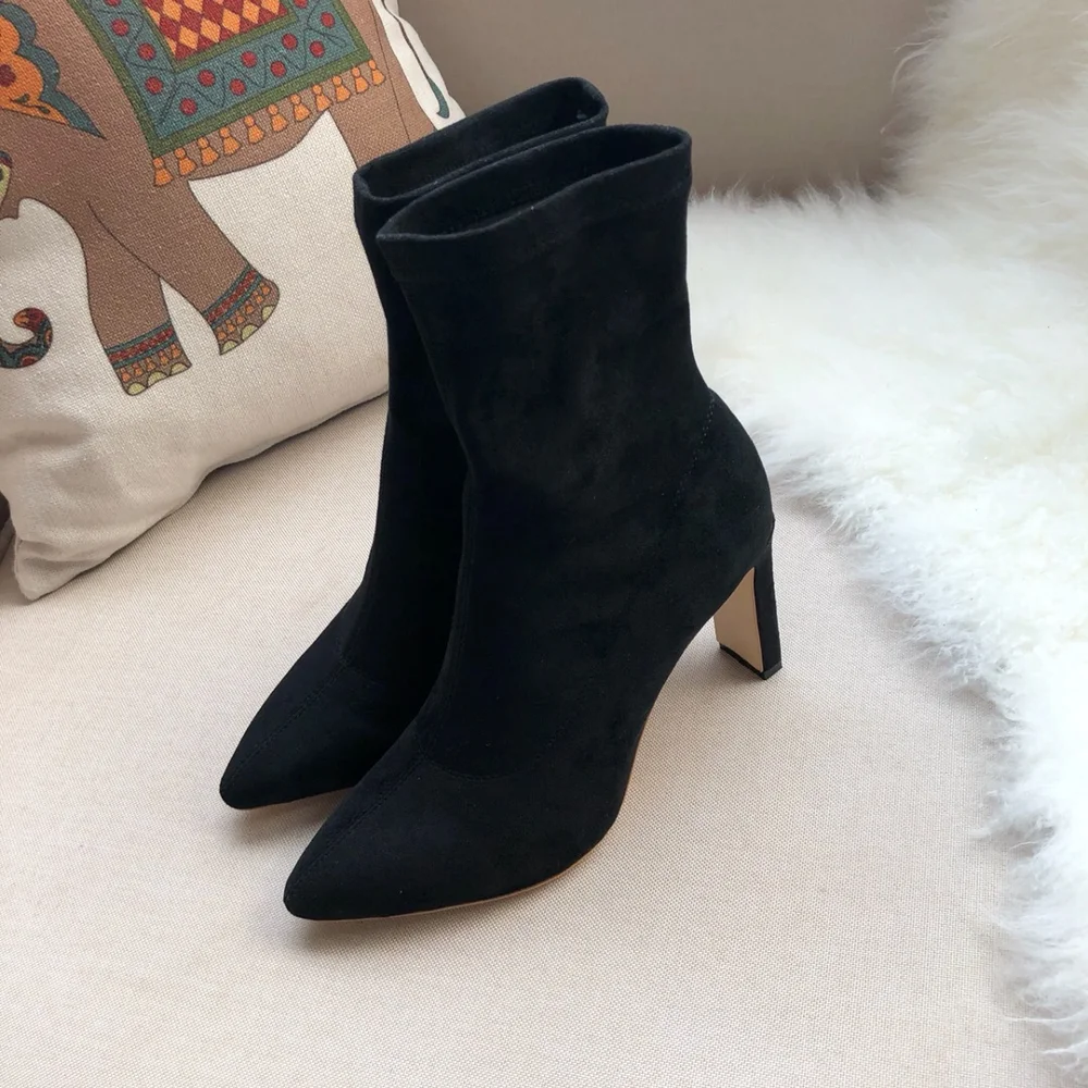 Популярные сапоги из натуральной замши женские с острым носком на высоком