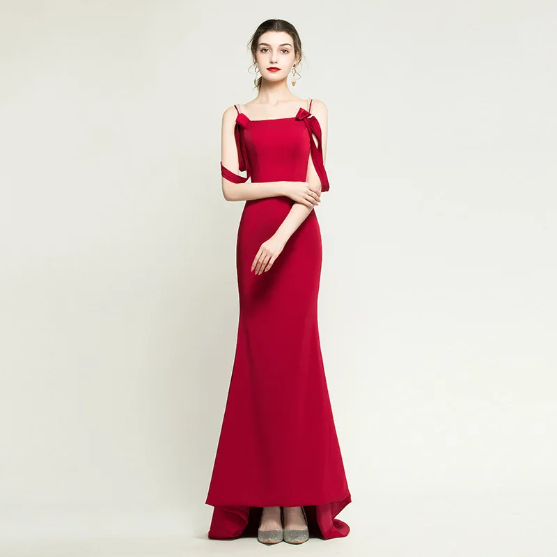 

KHR Wine Red Evening Dresses Halter with Beading Backless Sweep Train Simple Elegant Evening Dresses Long Vestidos De Fiesta