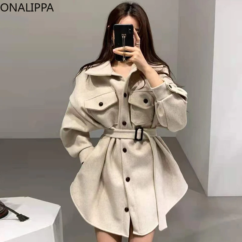 

Женское шерстяное пальто ONALIPPA, корейское шикарное осеннее пальто в стиле ретро с лацканами, однобортное пальто со шнуровкой на талии и пышн...