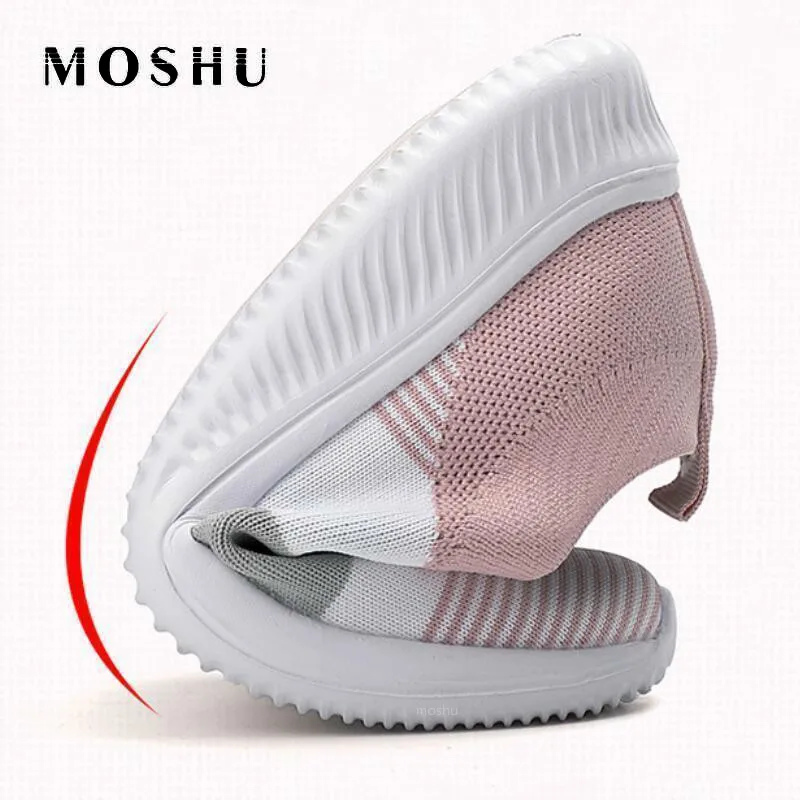 

Fashion Socks Shoes Ladies Sneakers Women Walking Shoes Vulcanized Casual Basket Femme Slip-On Trianers Zapatos Mujer Plus Size