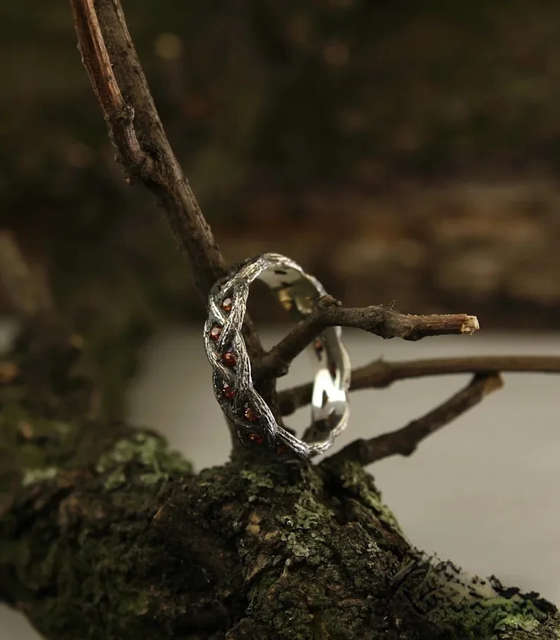 

Ring Statement Crystal Silver Color Minimalist Luxury Jewelry Gift Hot Vintage Finger Rings for Women Girl Punk Hip Hop Winding