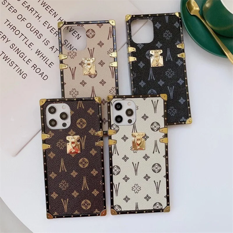 

Fashion Luxury Brand Design Four Clover Phone Case For iphone 11 Pro Max 12 Pro Mini XR XS 8 X 7 6 6S Plus SE Four-Leaved Clover
