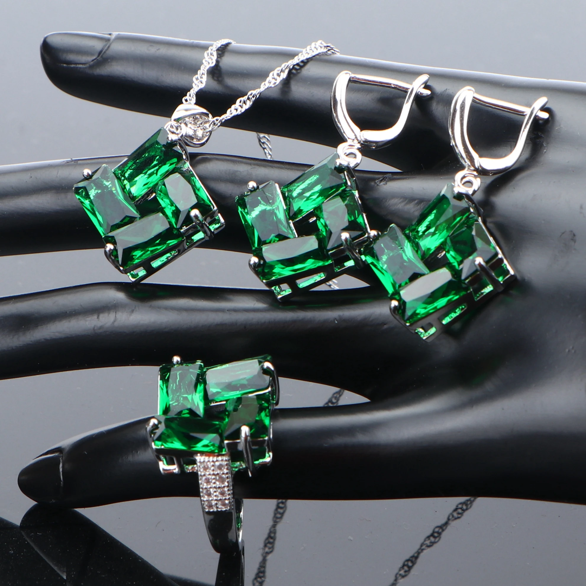 Женский комплект свадебных украшений из серебра 925 пробы серьги с зеленым