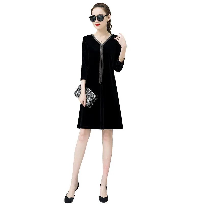 

New women's golden velvet dress seven-sleeve elegant dress large size elegant slim medium-length dress SS755