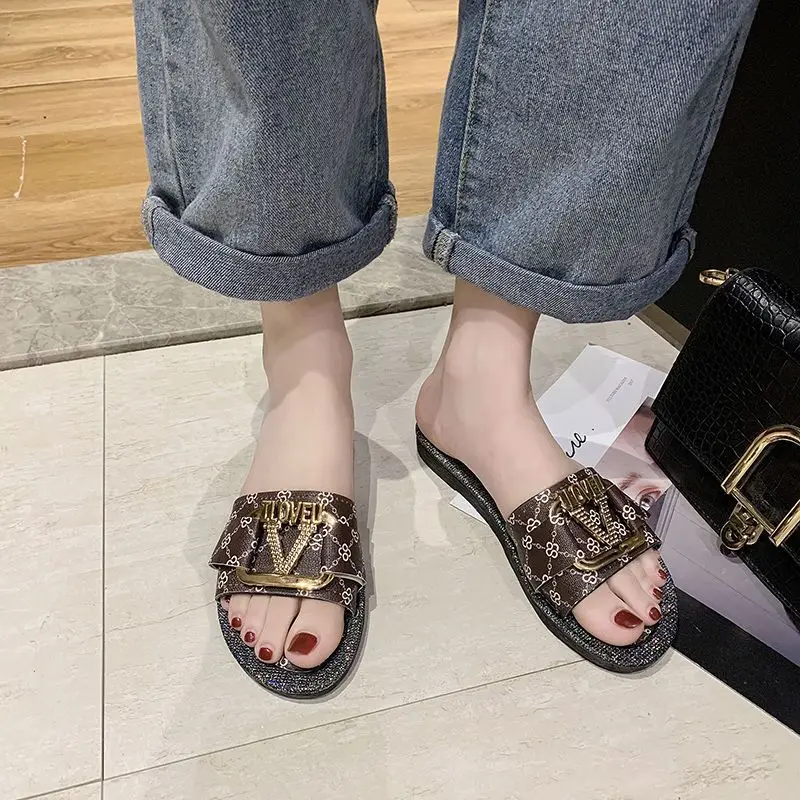 Summer Women Slippers Outdoor Ladies Slipper Luxury Designer Metal Button Letter Decoration Flat Beach Shoes Indoor Sandals | Обувь