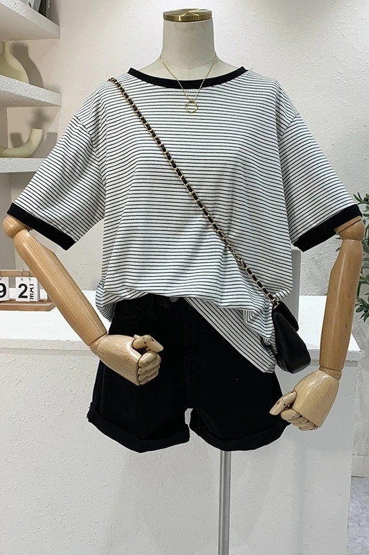

2021 Summer Korean Style Striped Pullover T Shirt for Women Short Sleeved Round Neck Casual T Shirt Lady Loose Student Top