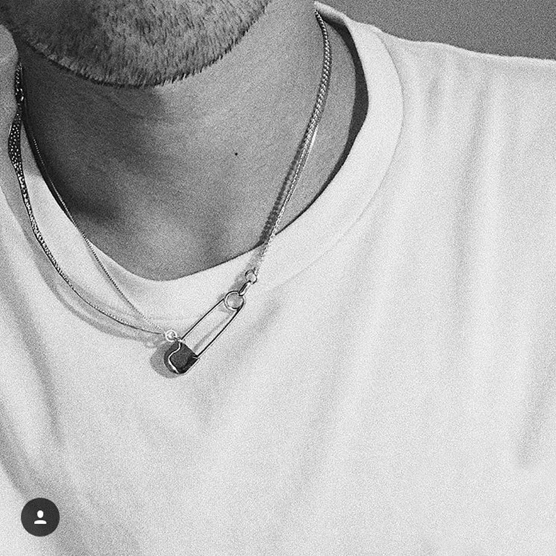 

men's necklace dependent designer curved needle Necklace clavicle chain ins net red women's sweater chain star same style