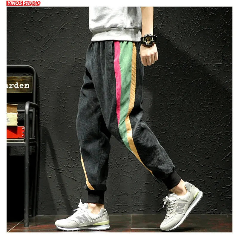 Мужские брюки шаровары с полосками сбоку повседневные черные бархатным