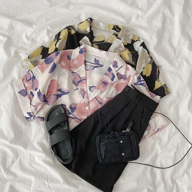 

Spring new women's Korean style temperament suit collar cardigan short sleeve fashion printed shirt